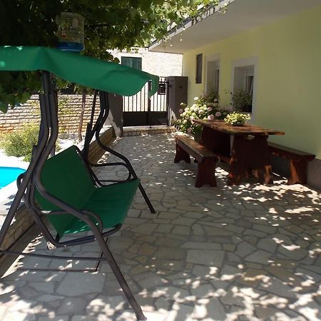 Aurelia Apartment Liznjan Exterior photo